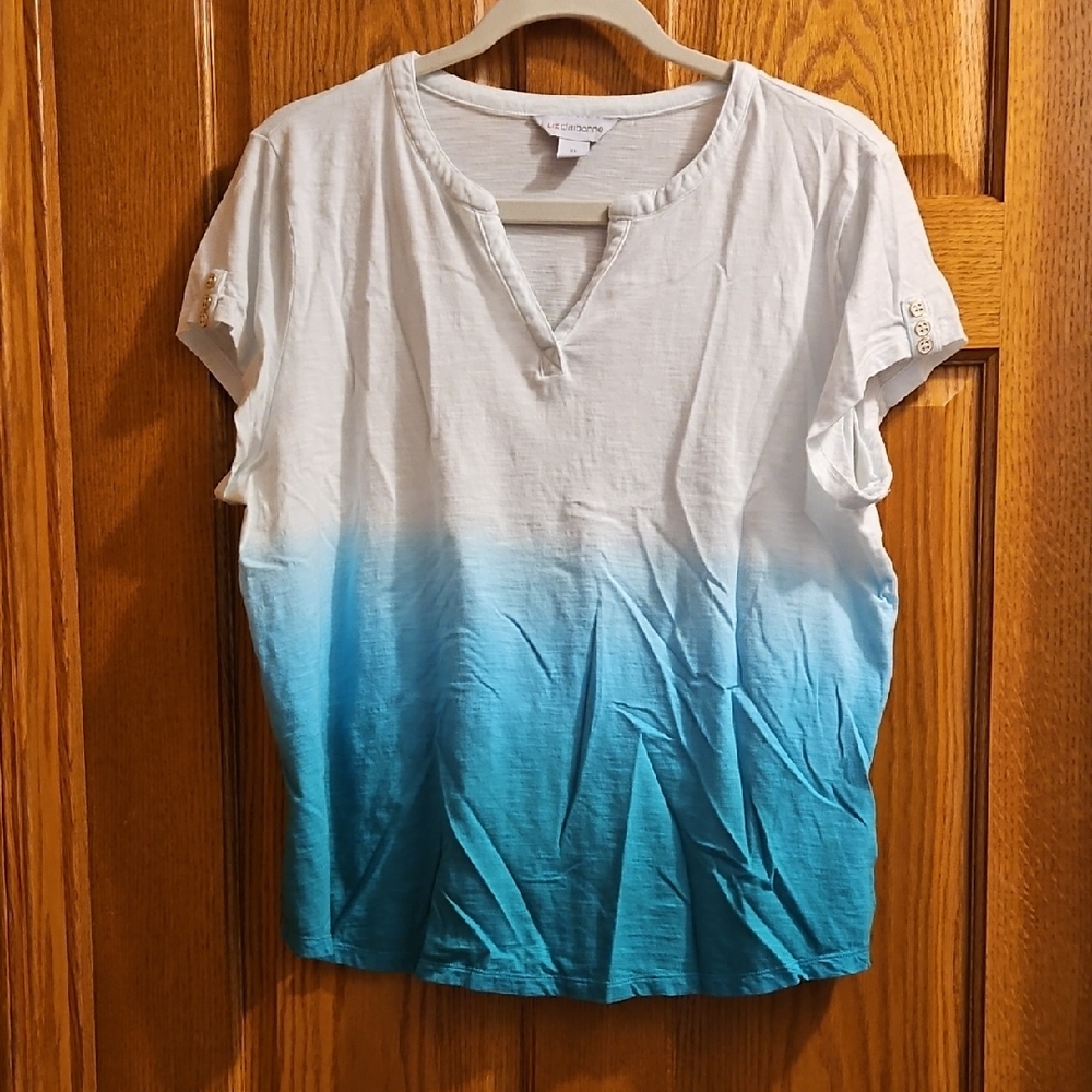 Liz Claiborne White and Blue Ombre Short Sleeve Top